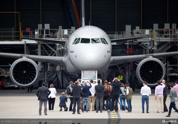 Airbus A320neo Roll Out