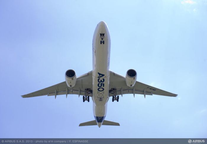 A350_XWB_in_flight