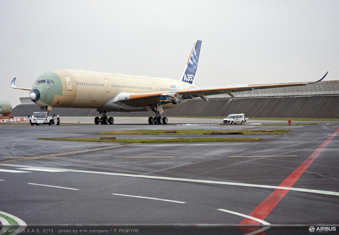 Airbus A350 XWB Rollout