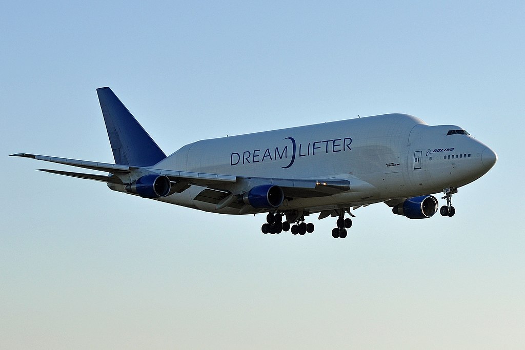 Explore the Boeing Dreamlifter
