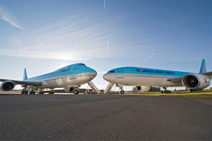 Korean Air Boeing 747-8F and Boeing 777F